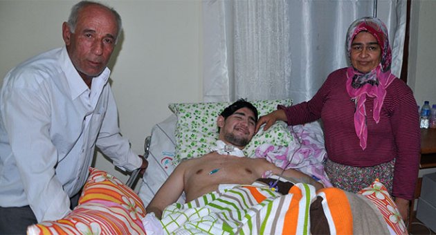 Motosiklet kazası 21 yaşındaki genci yatağa mahkum etti