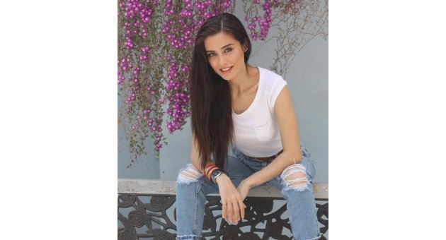 MUHTEŞEM YÜZYIL&#039;DA SULTAN SÜLEYMAN&#039;IN CARİYESİ DİLA DANIŞMAN ROMANTİK DİZİDE