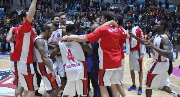 Muratbey Uşak Sportif’e başkandan övgü