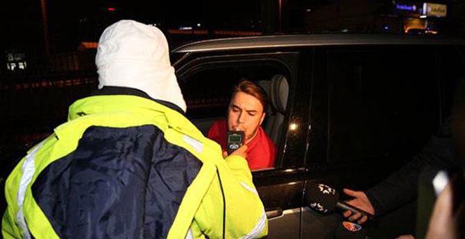 Mustafa Ceceli Polisten Kaçtı!