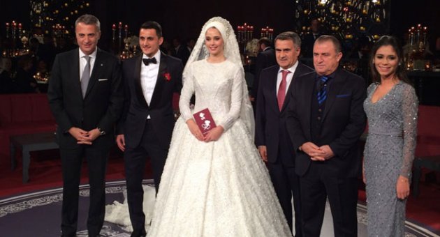 Mustafa Pektemek dünya evine girdi