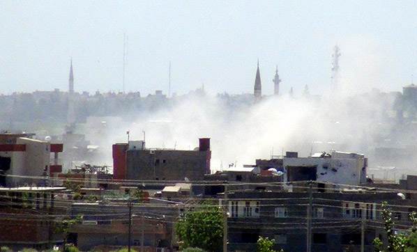 Nusaybin'de şiddetli patlamalar meydana geldi
