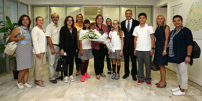 Okul yönetimi ve öğrencilerden Konak'a teşekkür