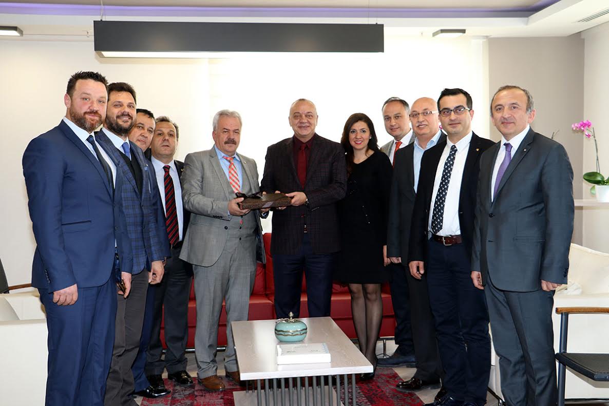 Önemli Olan Vatandaşa Hizmet Etmek