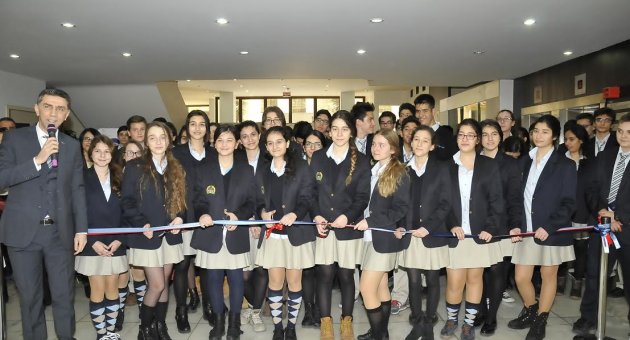 Özel Egeli Resim ve Seramik Sanatçılarının Eserleri...