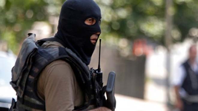 Özel harekat plazaya girdi