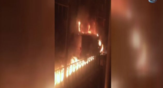 Park halindeki araçlar kundaklandı!