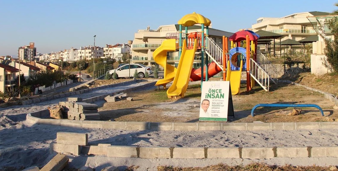 PARKLAR YENİLENİYOR