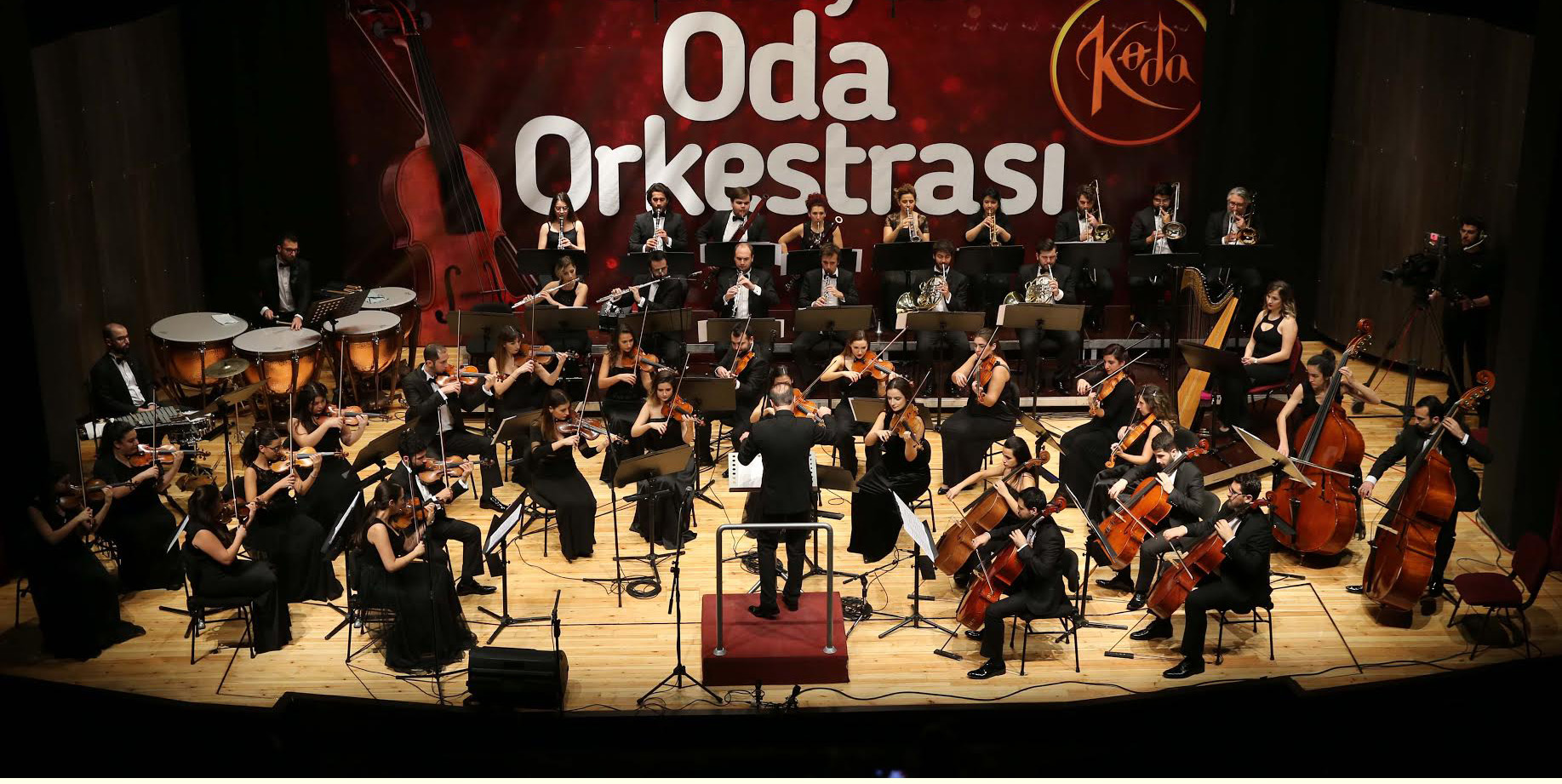 Pekin Kırgız ile sanat şöleni