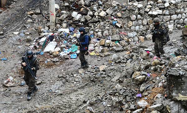 PKK üç ilde saldırdı: 4 şehit, 9 yaralı