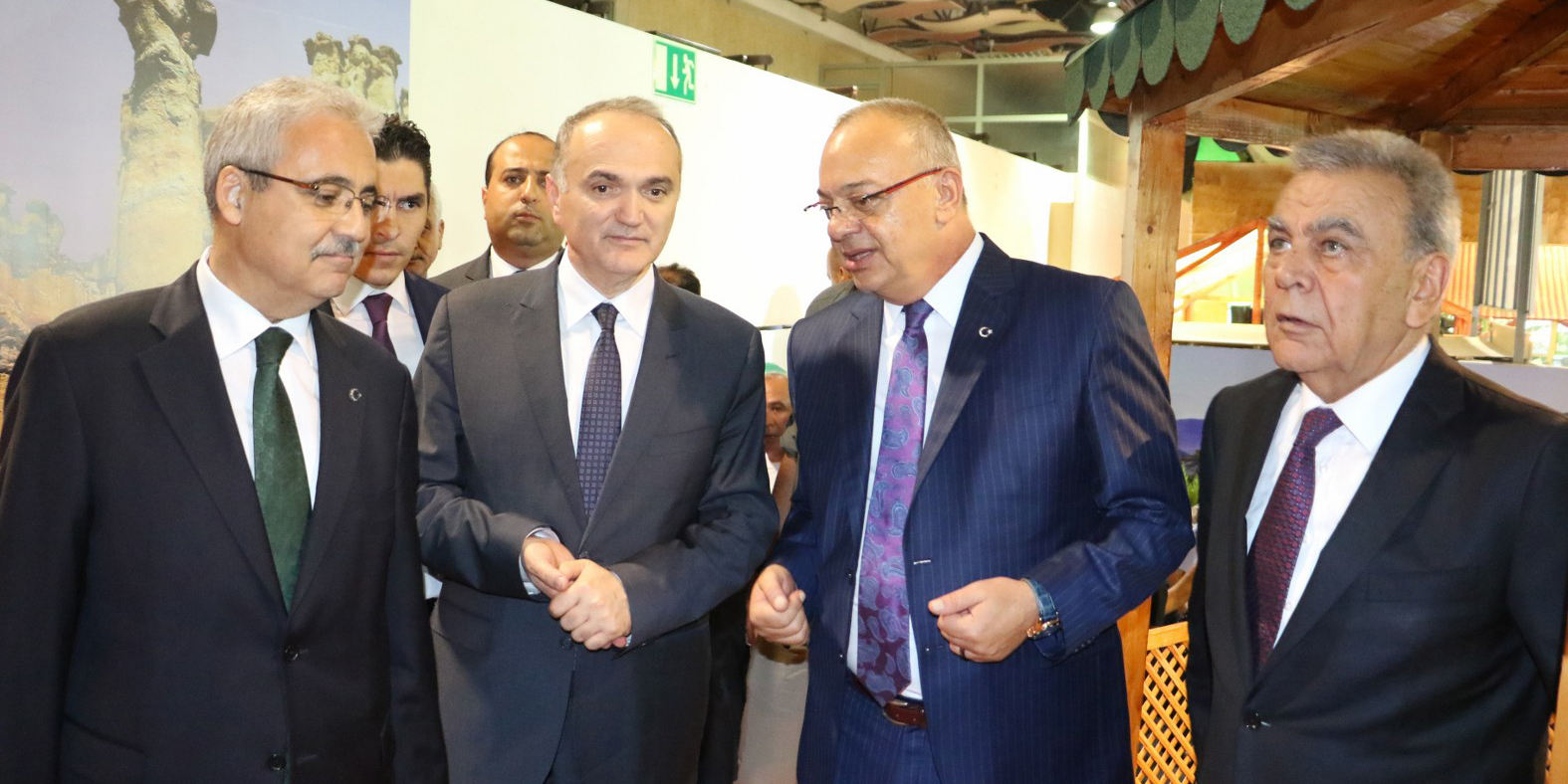 Protokol Manisa Standına Hayran Kaldı