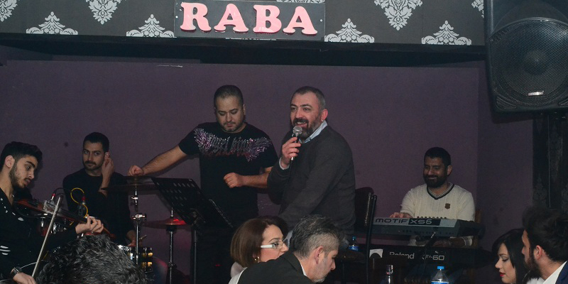 Raba'da aşk dolu Sevgililer Günü