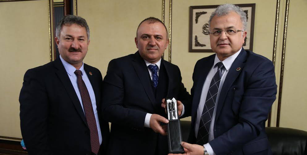 RİZE BELEDİYE BAŞKANI KASAP’I AKDENİZ BELEDİYELER BİRLİĞİNDEN ZİYARET