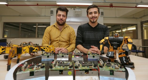 Robotlarıyla ödülleri topluyorlar