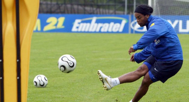 Ronaldinho şakası!