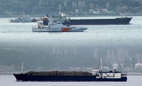 Rus askeri kargo gemisi dolu gitti, boş geldi