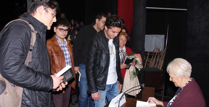 Sabahattin Ali Kuşadası'nda Anıldı