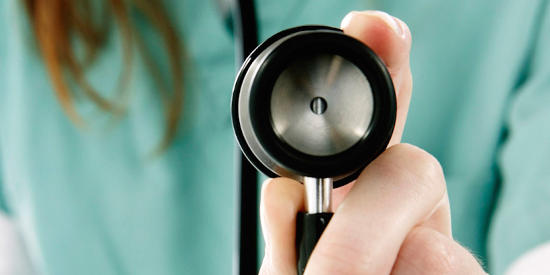 Sağlıkta deprem! Doktorlar gözaltına alındı!