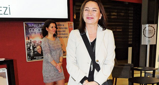 Şahan sakalsız daha sempatik