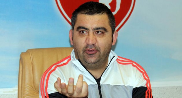 Samsunspor&#039;da Ümit Özat istifa etti