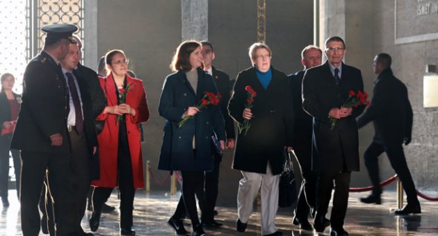 Sancar, Anıtkabir'i ziyaret etti