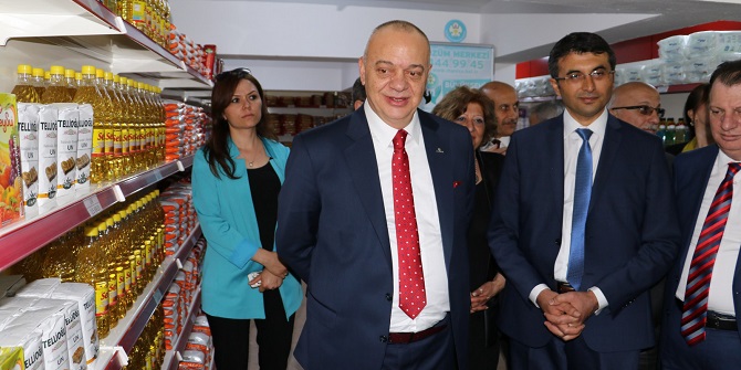 Sarıgöl Gıda Bankası, dualarla hizmete girdi