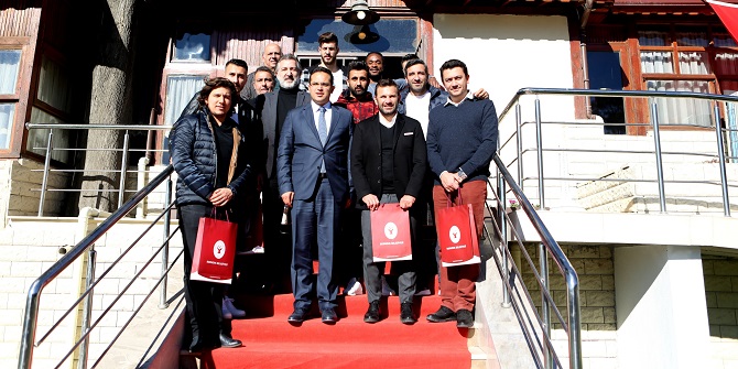 Sarı-kırmızılılar Ataevi’nde Başkan Atila’nın konuğu oldu