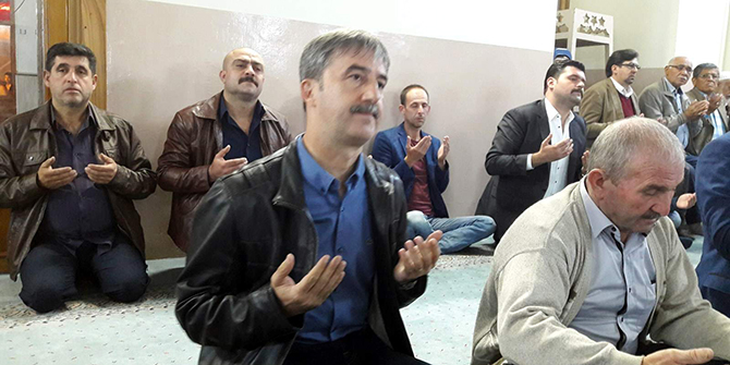 Şehitler için eller semaya kalktı