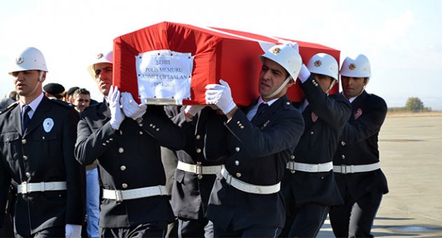 Şehit polisin cenazesi memleketine getirildi