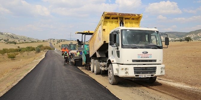 Selendi ve Kula Arasındaki Yol Asfaltlanıyor