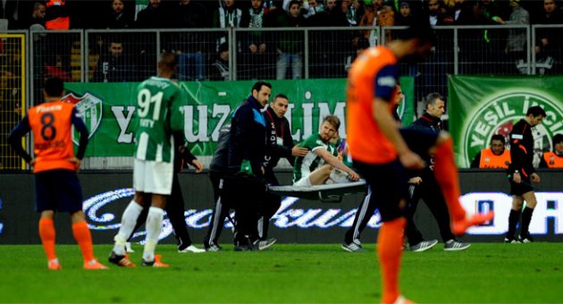 Serdar Aziz’den Bursaspor’a kötü haber