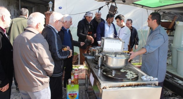 Seyrek &#039;de Kamer Genç İçin Lokma Döktürüldü