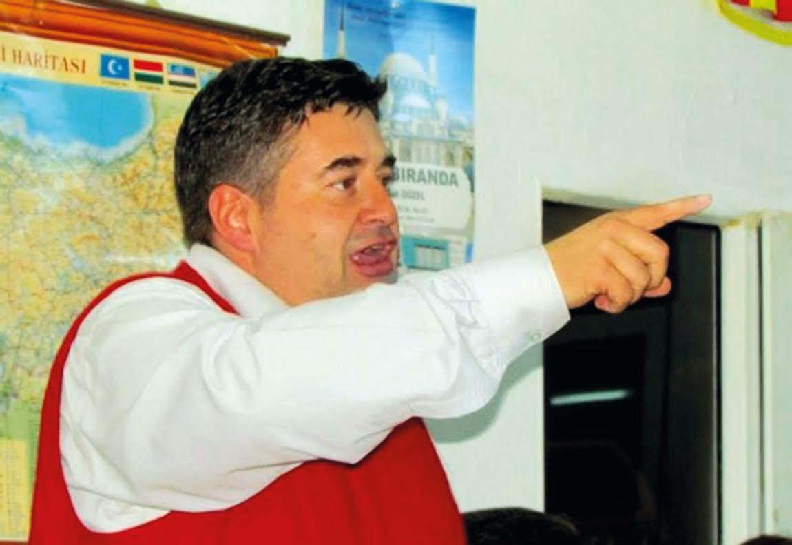 SIKIYORSA KALDIRIN !