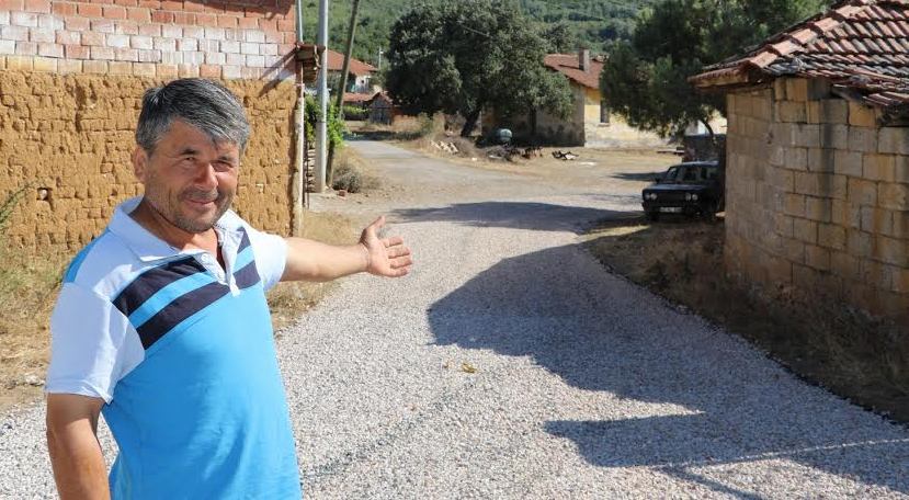 Soma Kızılören’de Asfalt Çalışması