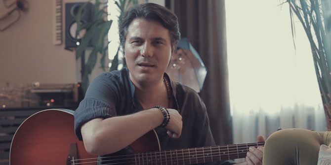 Suat Suna'dan Hollanda'ya sert çıkış