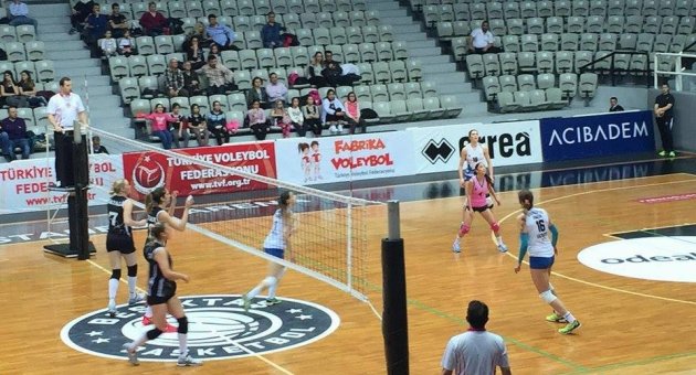 Sultanlar Beşiktaş’a Direnemedi