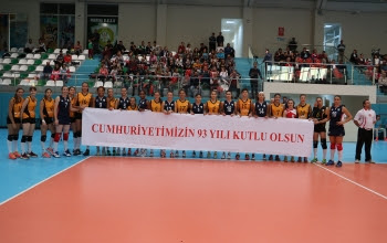 Sultanlarımız Vakıfbank’a Patladı 3-0