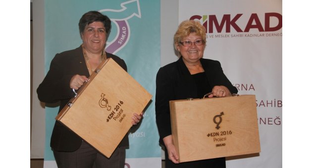 TAHTA BAVULLAR İZMİRDEN YOLA ÇIKTI