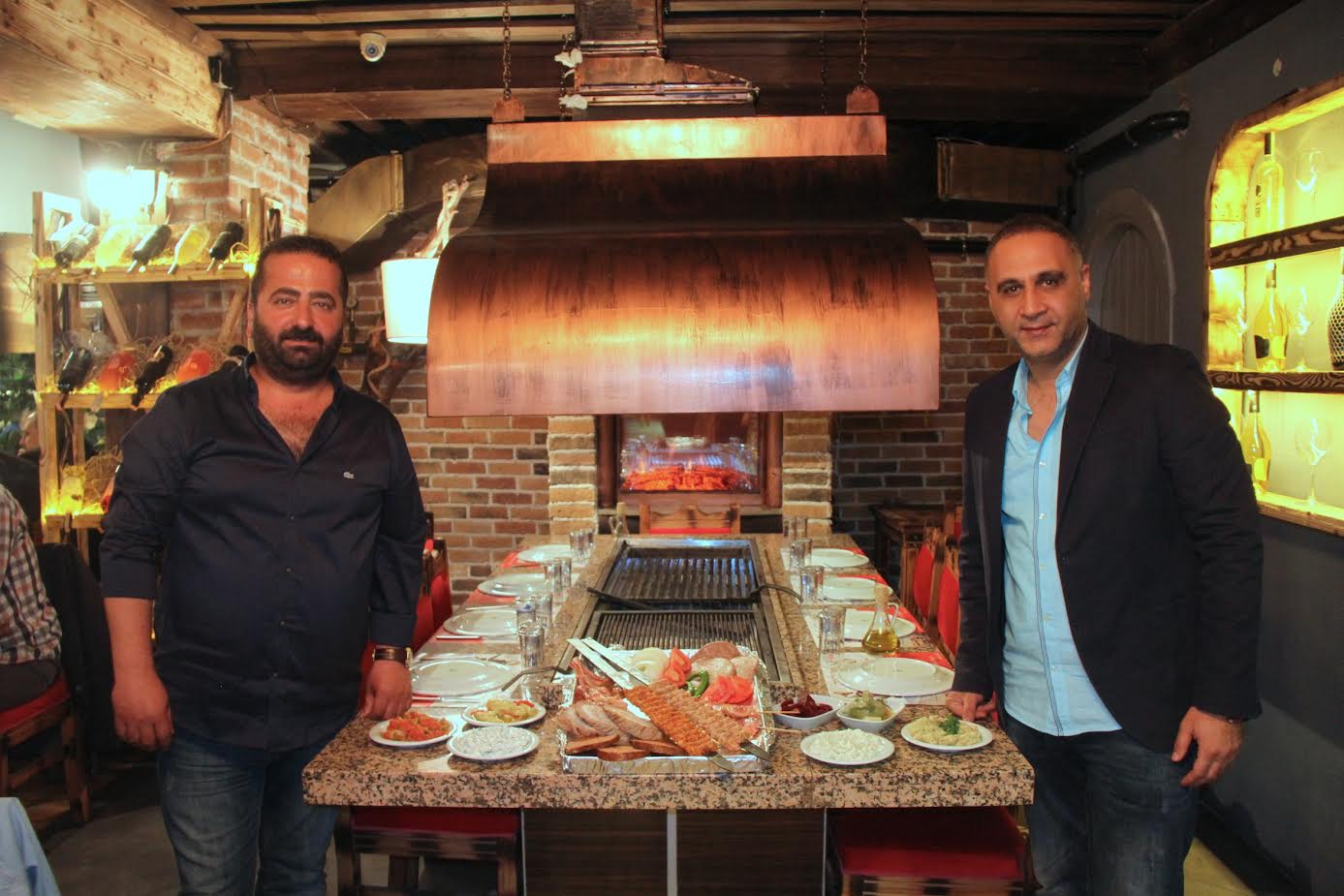 Taş Plak ve Ege Lezzetleri Meyhane 1960'da buluştu