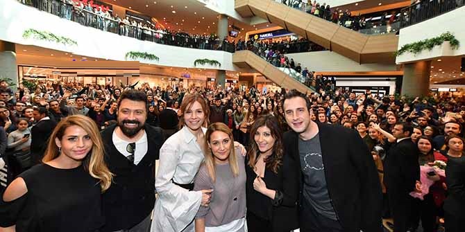 TATLIM TATLIM FİLMİNE İZMİR’DE MUHTEŞEM GALA