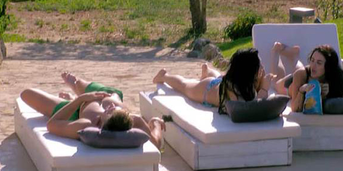 Televizyonda Üçlü İlişki Teklifi