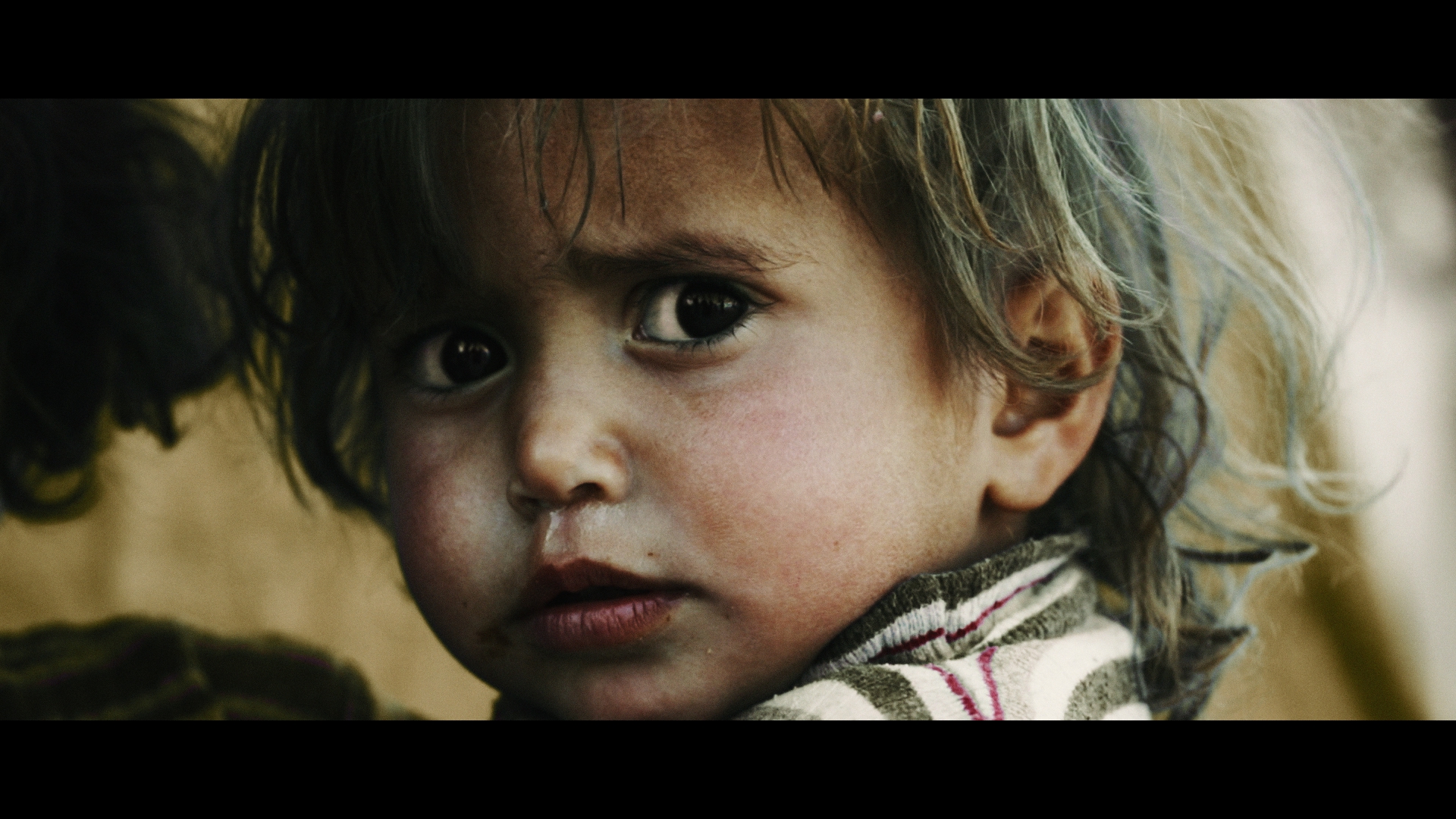 TEOMAN MÜLTECİ DRAMINI KLİBİYLE ANLATIYOR