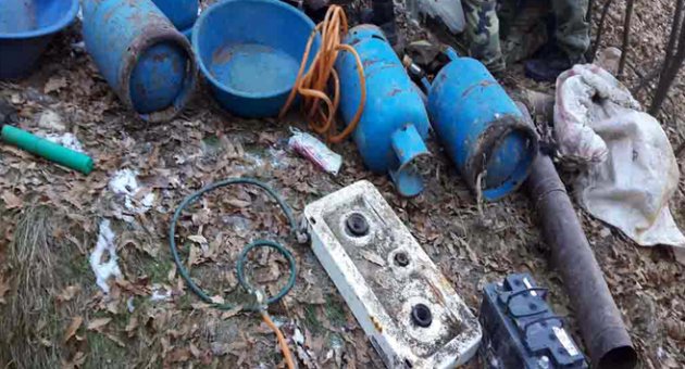 Terör örgütüne darbe! 27 sığınak yerle bir edildi