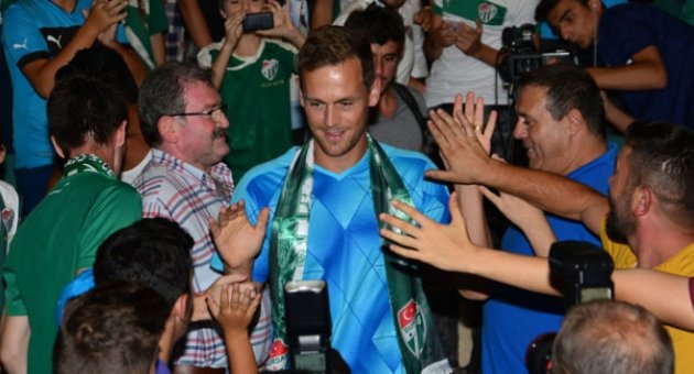 Tom de Sutter gitmek istiyor