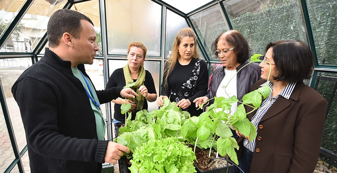 Topraksız Tarım Kursunu Bitirip Sertifikalarını Aldılar