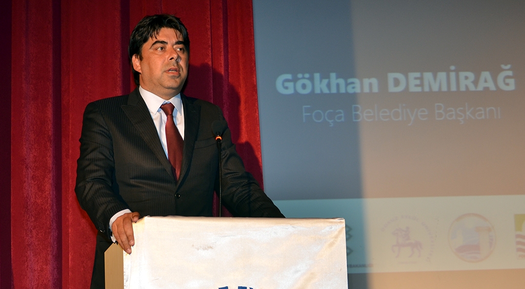 TURİZM’DEKİ KRİZ, FOÇA’DA TARTIŞILDI