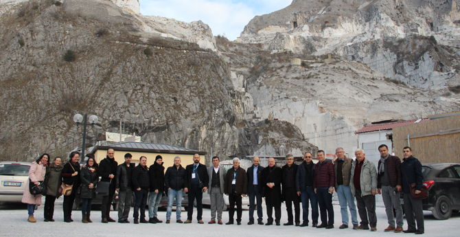 Türk Doğaltaş İhracatçıları Rakip Olarak İtalyanları Seçti