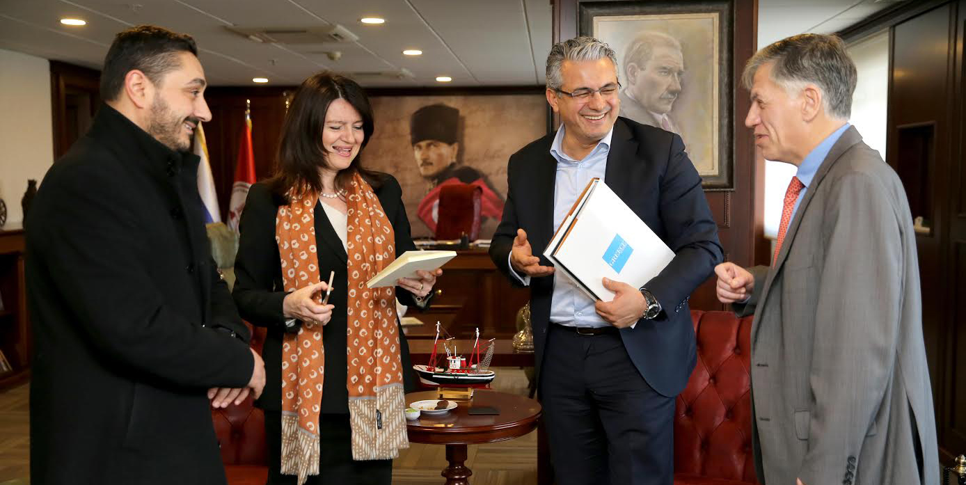 Türk-Yunan dostluğu için buluştular