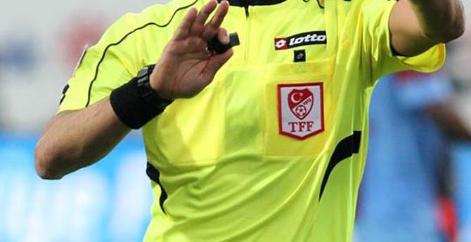 Üç Hakemi Darp Ettiler! Durumları Ağır...