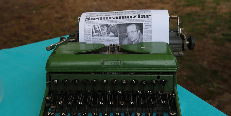 Uğur Mumcu, Karabağlar’da da anıldı